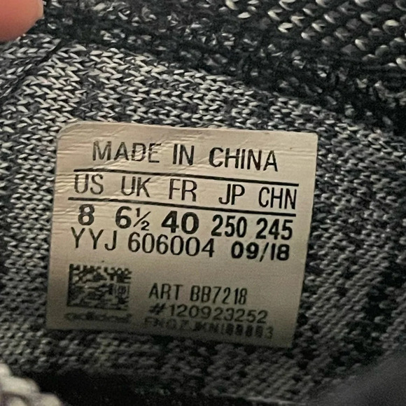 adidas Womens Pureboost Trainer Fitness & Cross Training  - Size 8 - Picture 14 of 14